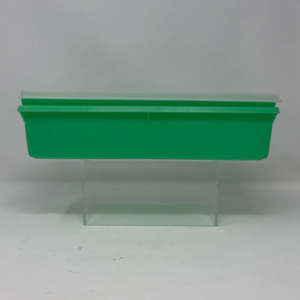 Vintage Tupperware Easy Crisp Celery Keeper in Jadeite Green